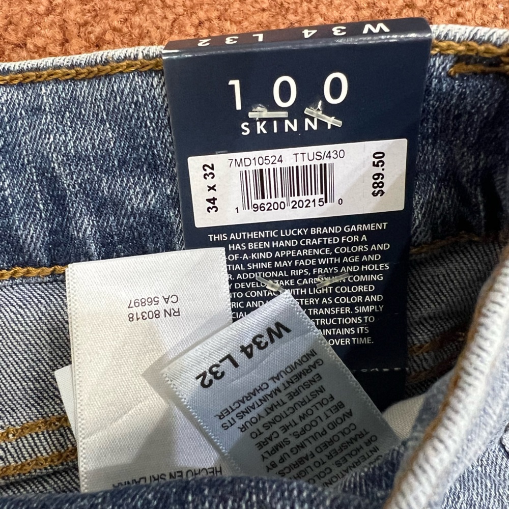 Men’s Ripped Jeans - Picture 2 of 3